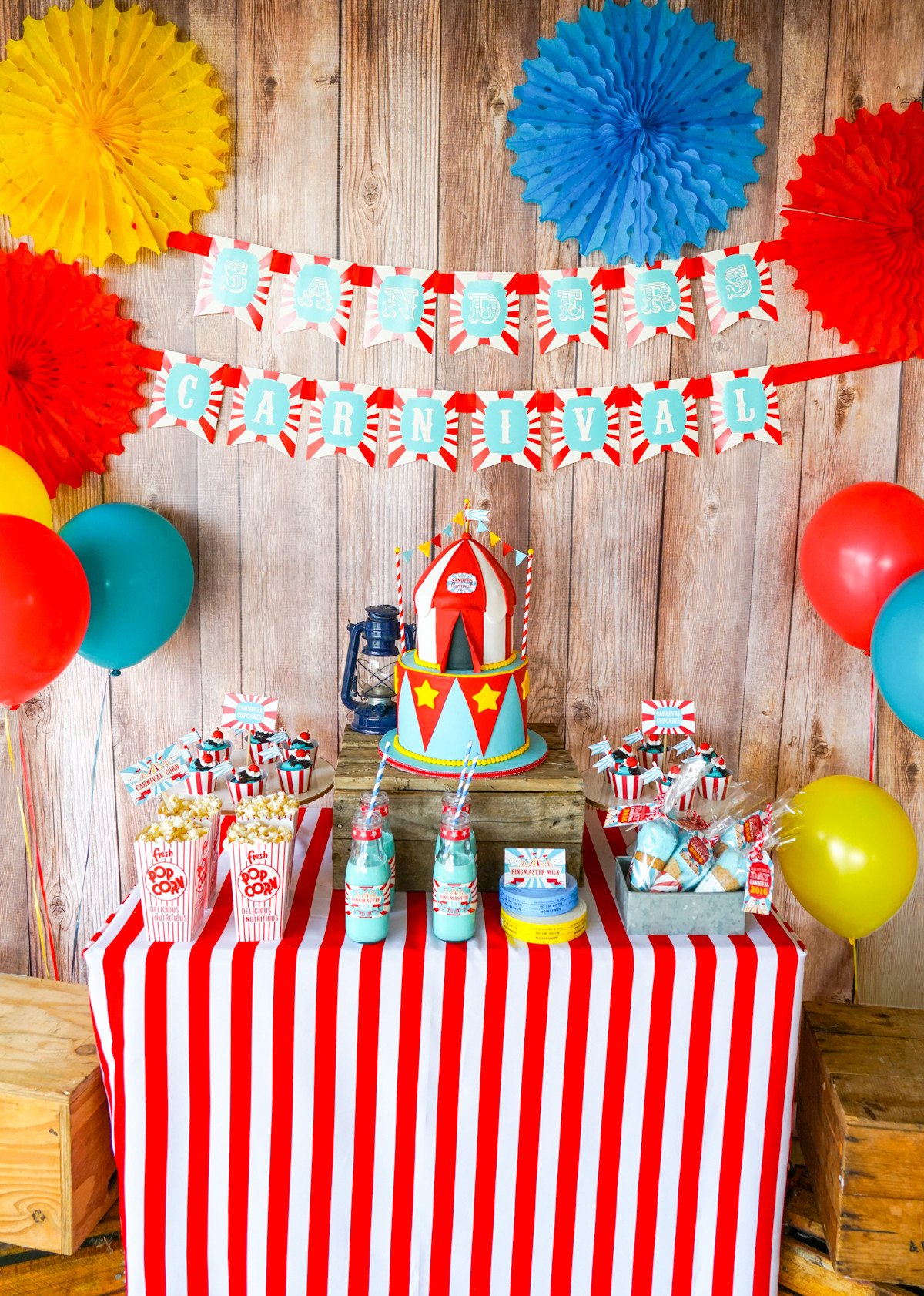 backyard-carnival-party-theme-summer-party-ideas