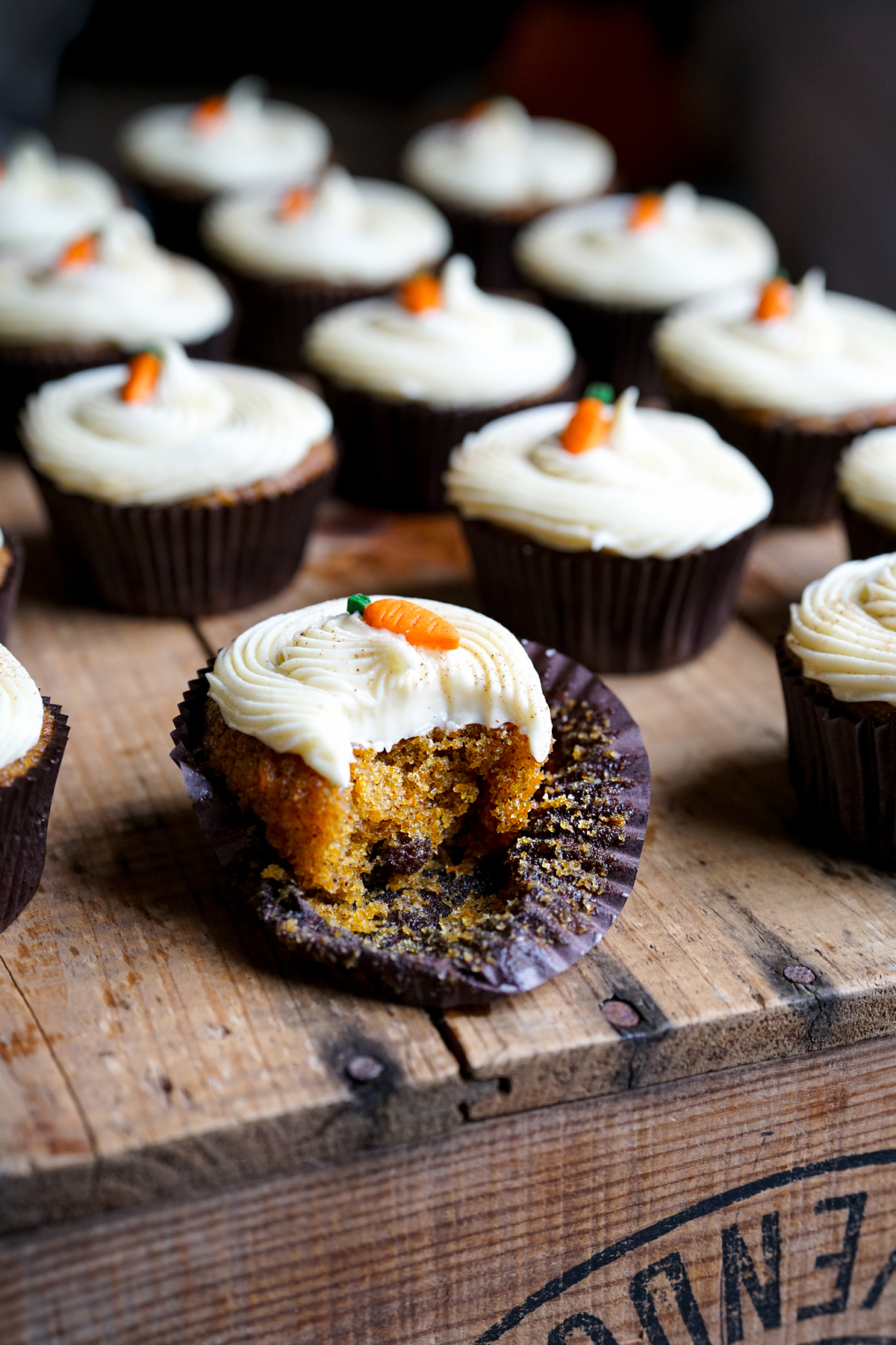 Easy Recipes for Carrot Cupcakes and Cream Cheese Icing