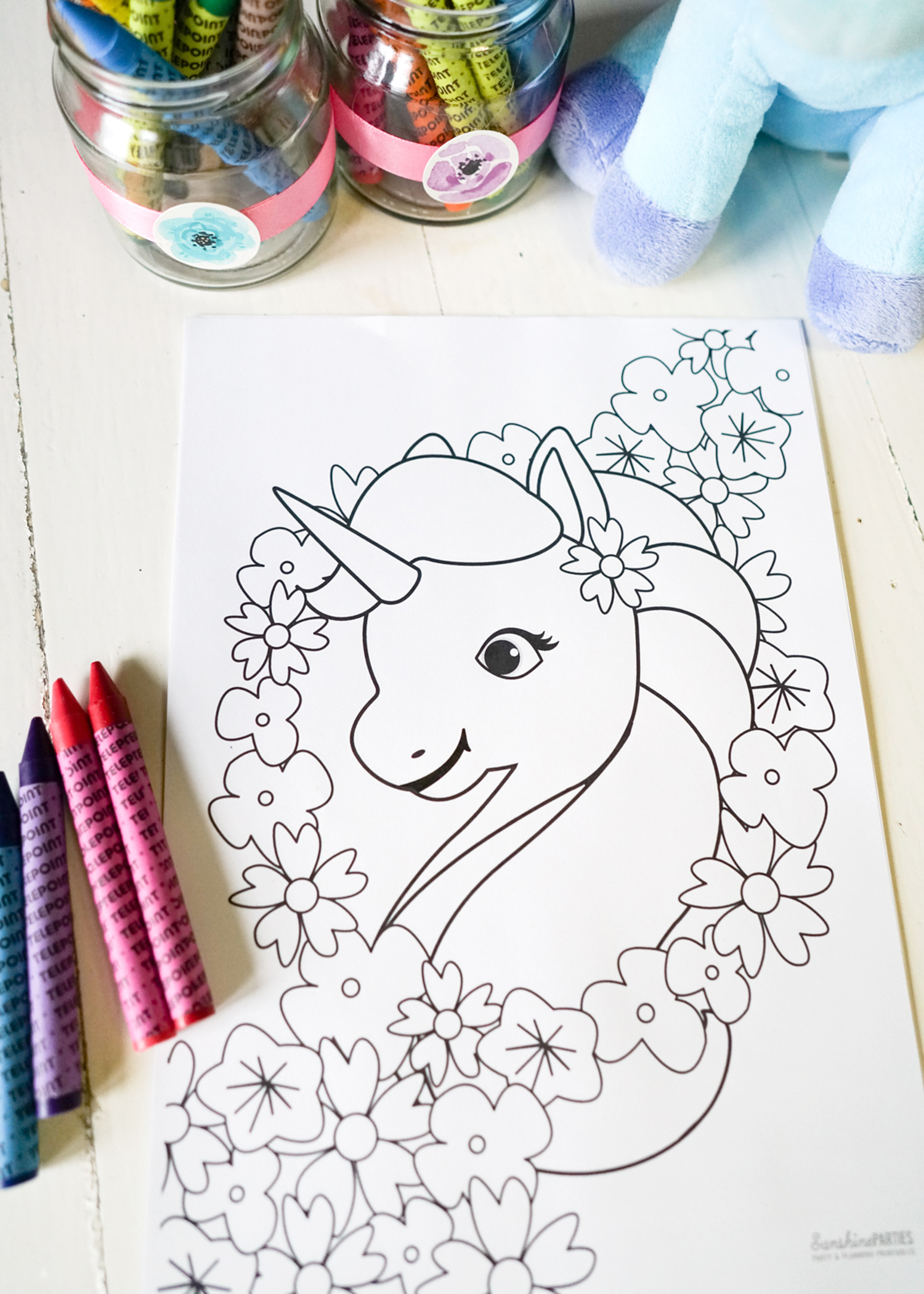 Unicorn coloring page to download and color