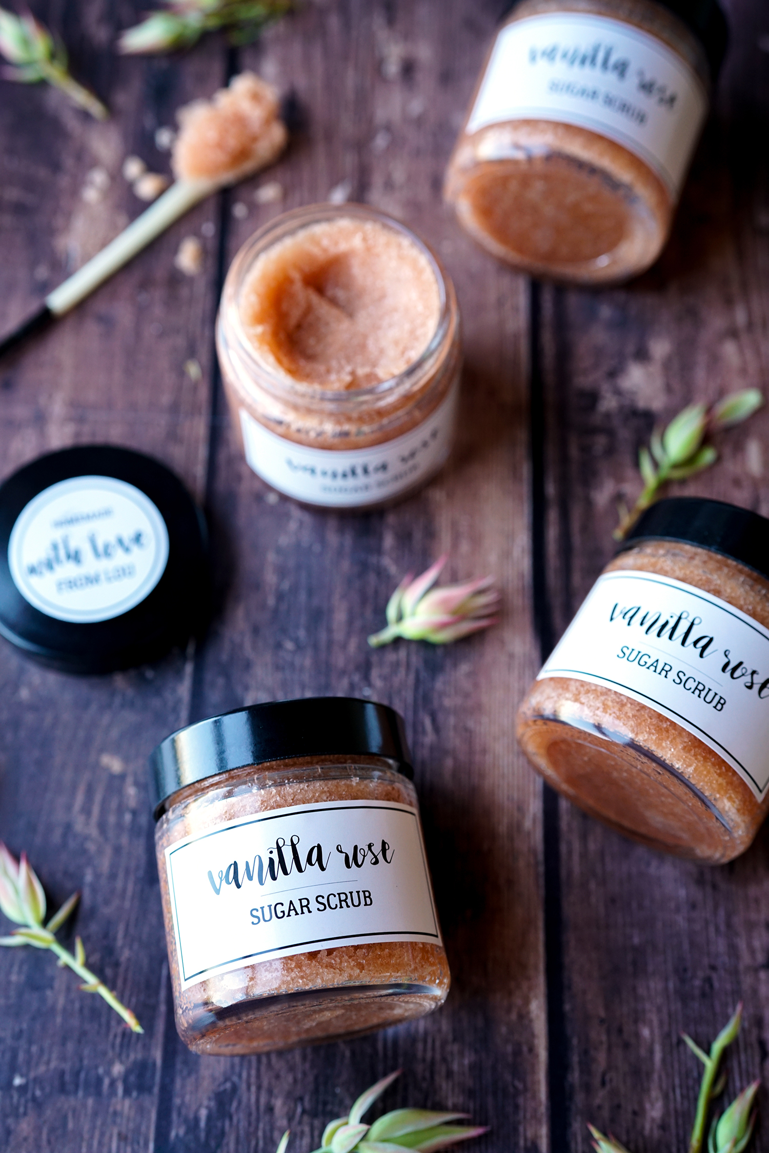 Beautiful DIY vanilla rose body scrub and editable labels for Mothers Day