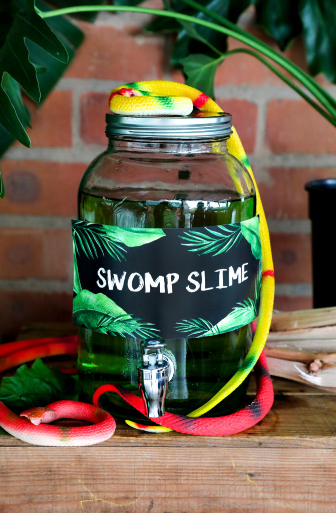 Swamp slime juice for a snake party - delicious!