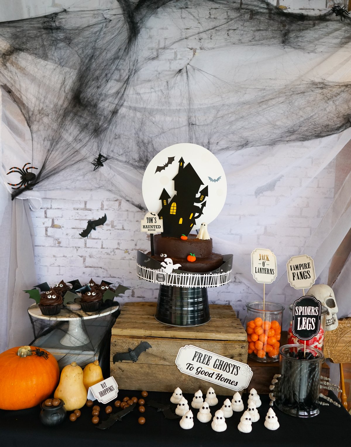 Haunted House halloween party Decorations